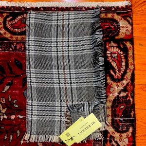 Burberry English wool Scarf
